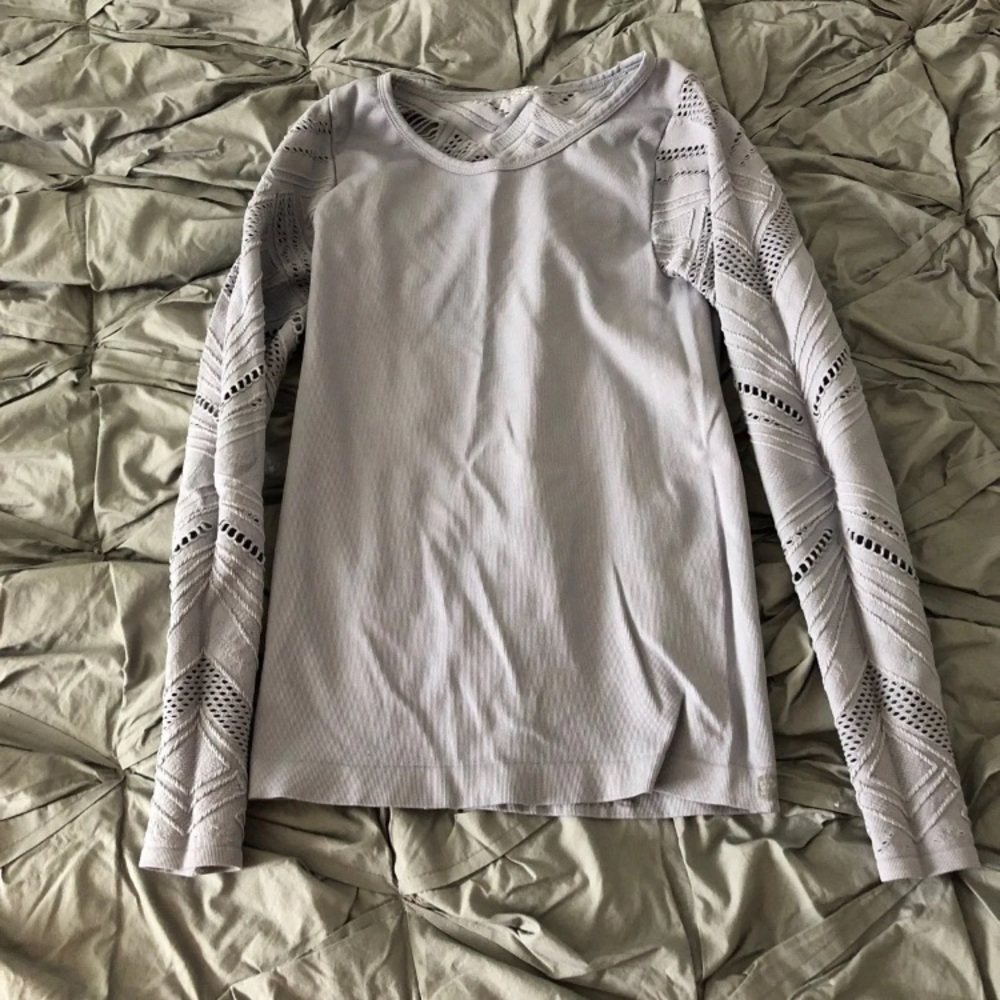 Fabletics top